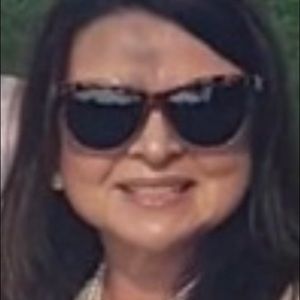 Meet your Posher, Rebecca